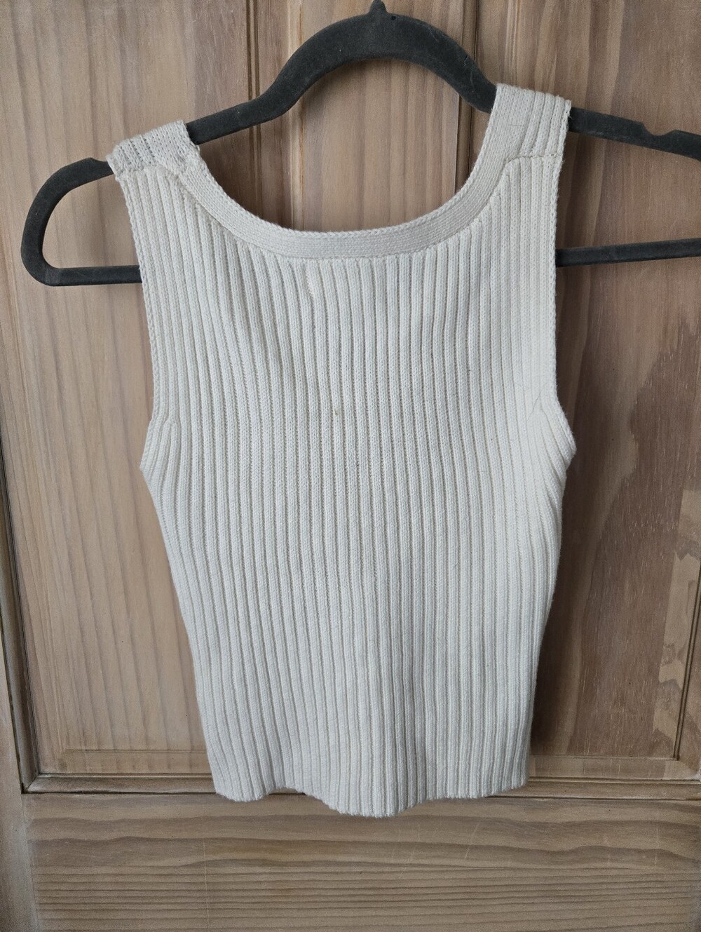 Jessica Simpson Cream Ribbed Button-Front Tank Top - Size XS - Picture 5 of 7